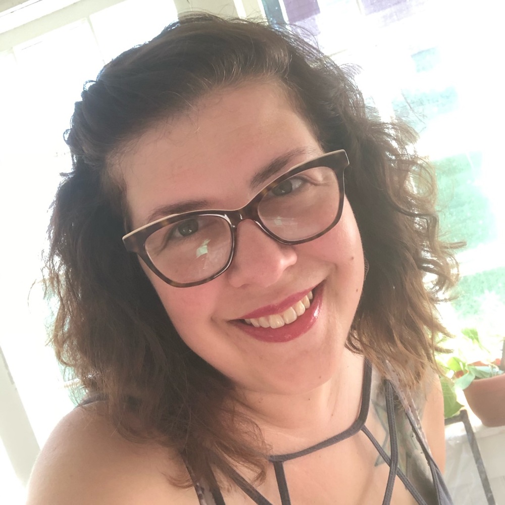 Meet your Posher, April